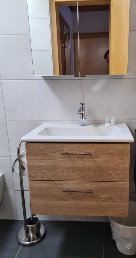 Pension Zum Grunen Wald Hotel Фойхтванген Екстериор снимка