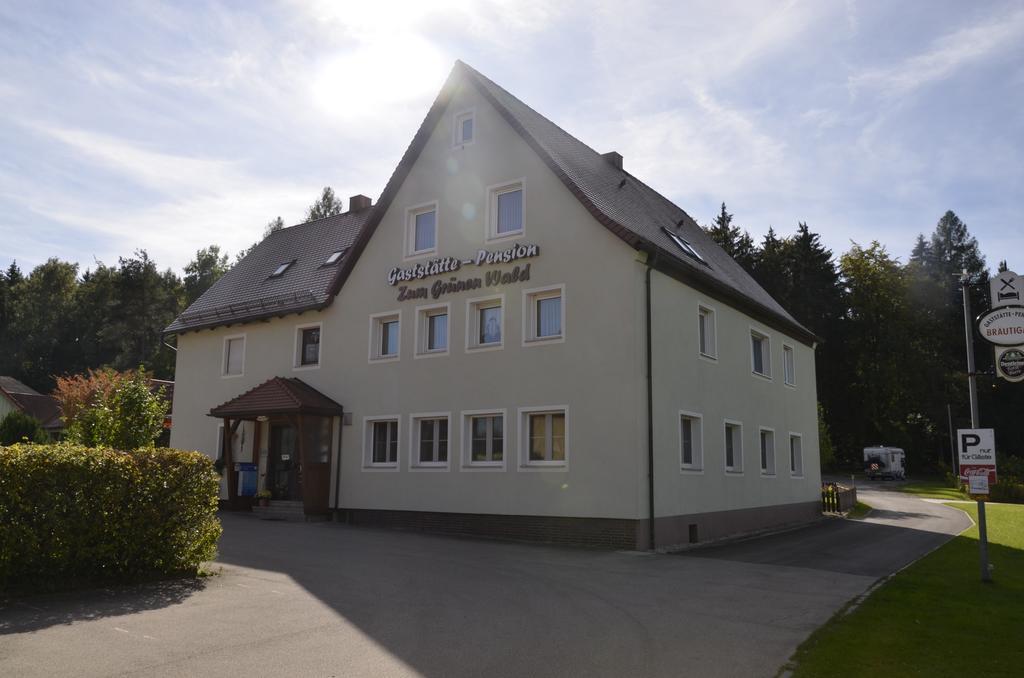 Pension Zum Grunen Wald Hotel Фойхтванген Екстериор снимка