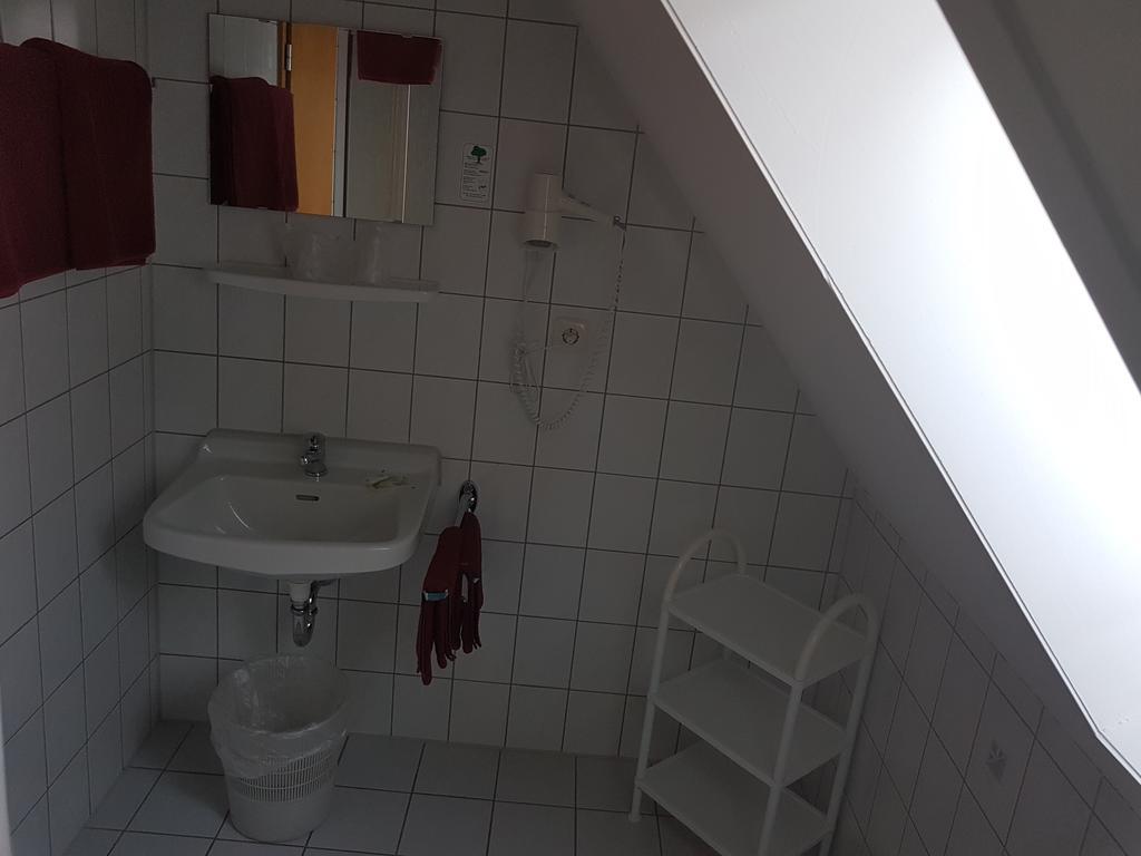Pension Zum Grunen Wald Hotel Фойхтванген Екстериор снимка
